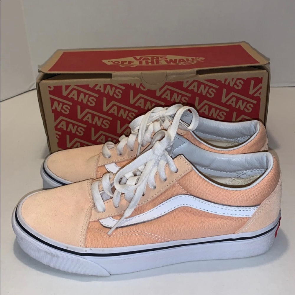Vans Women’s Old Skool Bleache Shoes VN0A38G1U5Y Apricot White Size 6 w/ Box
